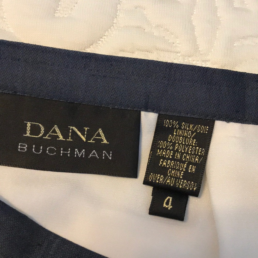 Dana Buchman 100% silk skirt - Picture 4 of 5